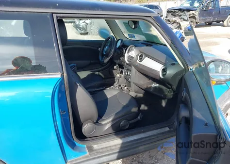 2013 Mini Hardtop Cooper from USA, damaged, VIN WMWSU3C59DT689754